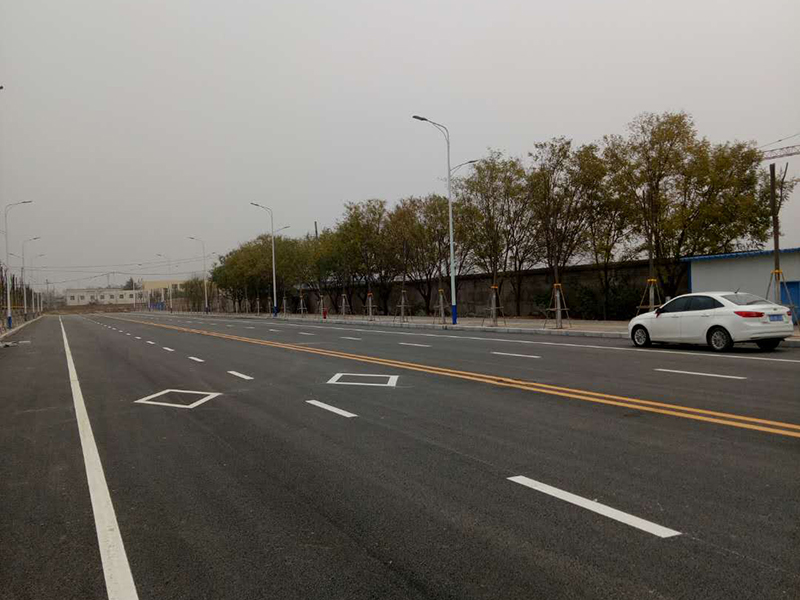 宋元瓷規(guī)劃二路道路、綠化及配套設(shè)施實景圖